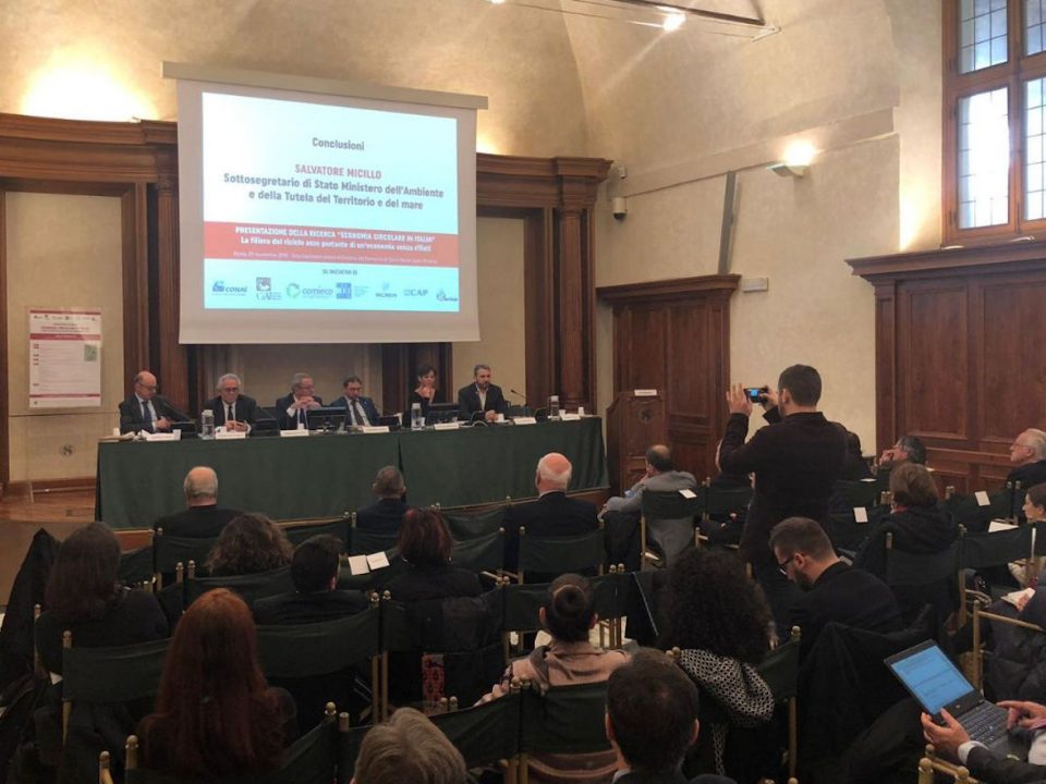 Salvatore Micillo Presentazione Economia Circolare in Italia
